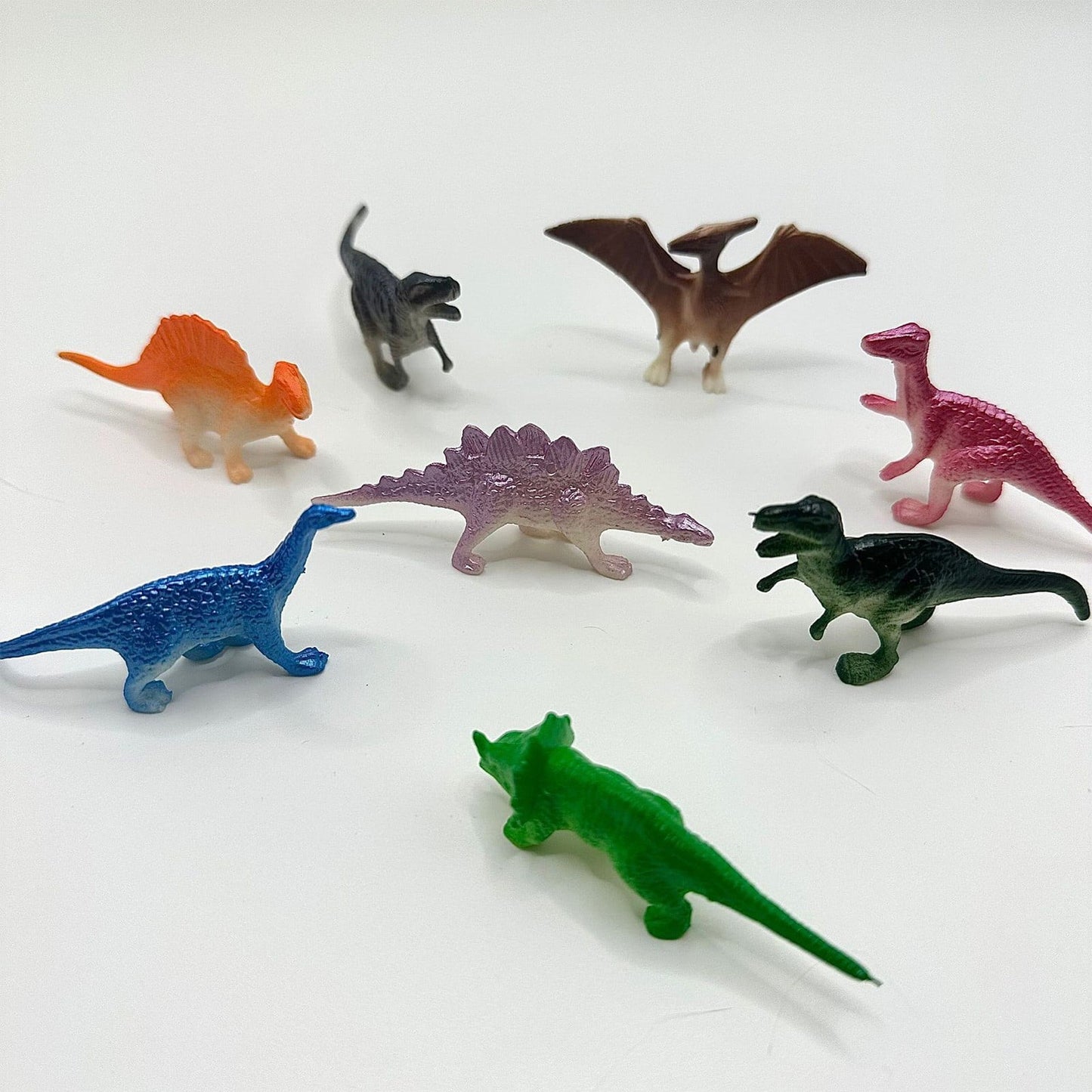 WozhuoToy 16 Pcs Mini Dinosaur Figures Kids Birthday Gifts Mini Dinosaur Toys Bulk Cupcake Toppers Small Plastic Educational Figures Dinosaur Party Favors for School Classroom Exchange
