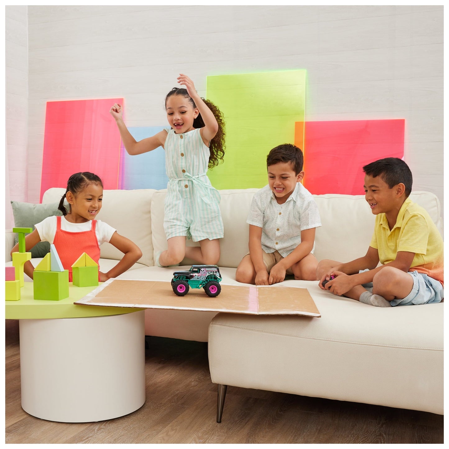 Monster Jam, Grave Digger Remote Control Monster Truck, 1:24 Scale, Nitro Neon Themed