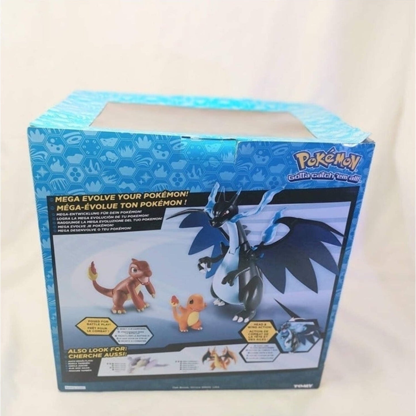 TOMY Official Pokemon Charizard Action Figure, 0.5 lb