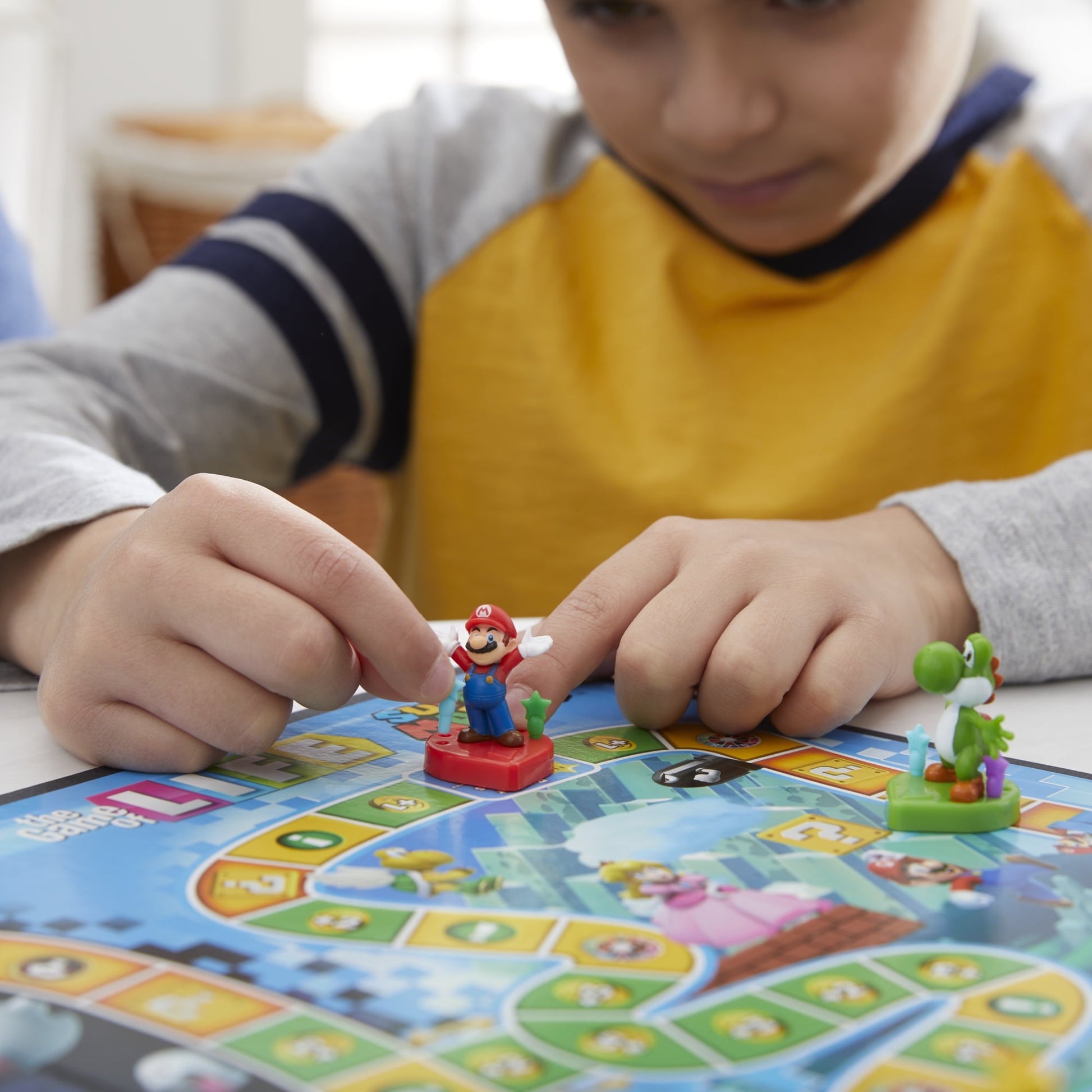 The Game of Life: Super Mario Edition Board Game, Kids Ages 8+, Play Minigames, Collect Stars