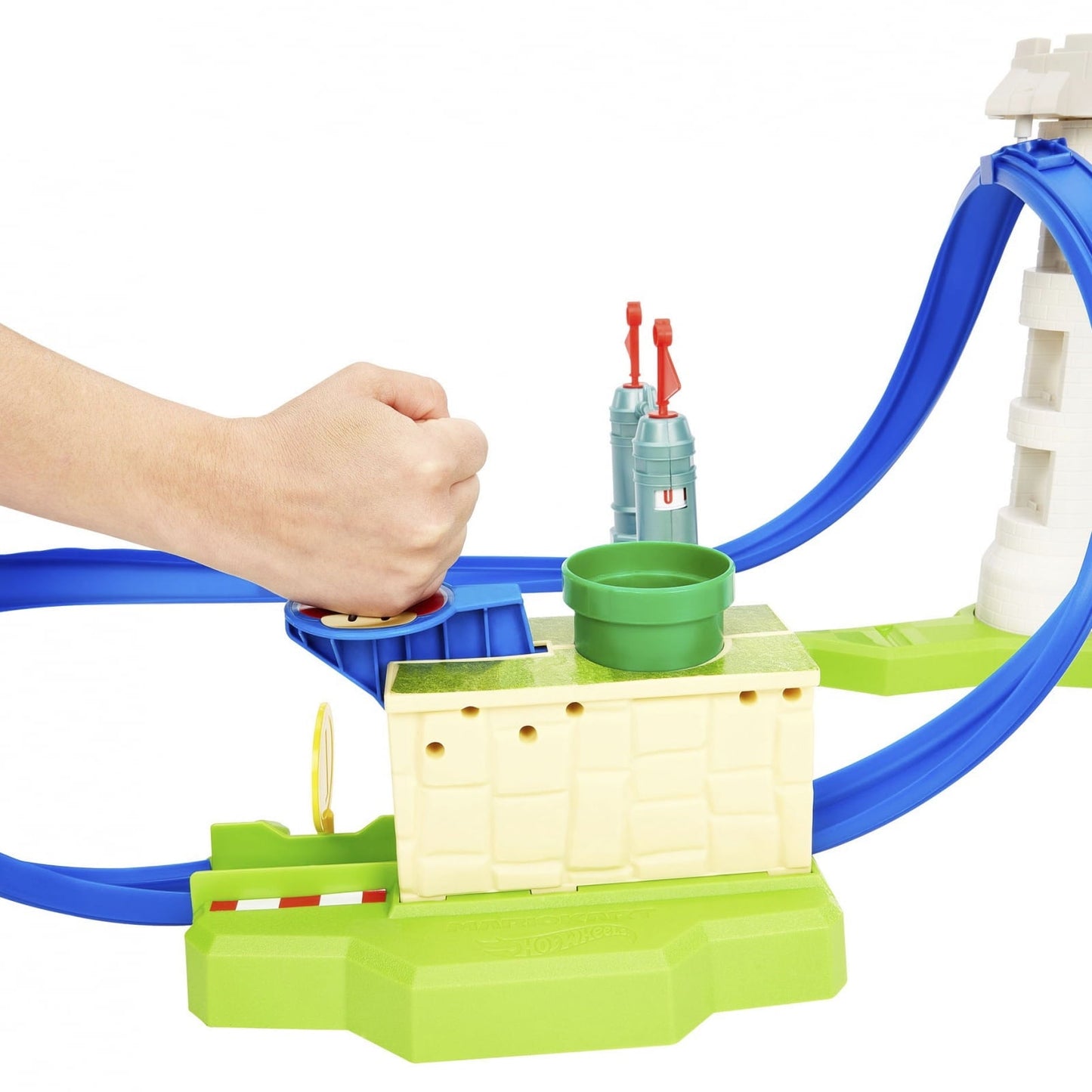 Hot Wheels Mario Kart Circuit Slam Vehicle Playsets with Mattle Blue Car Toy