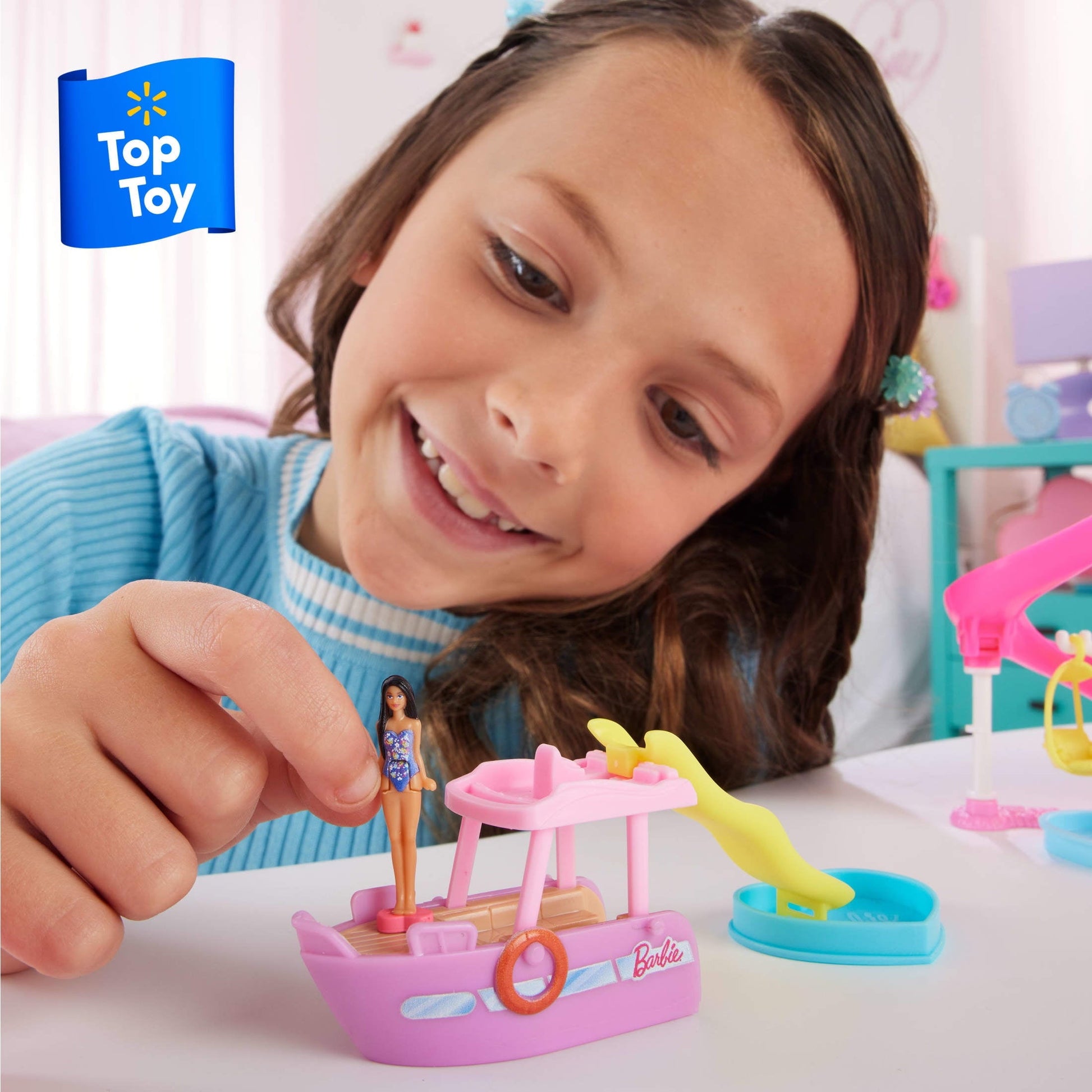 Barbie Mini BarbieLand Doll & Vehicle Set with 1.5-inch Doll & Dream Boat with Color-Change