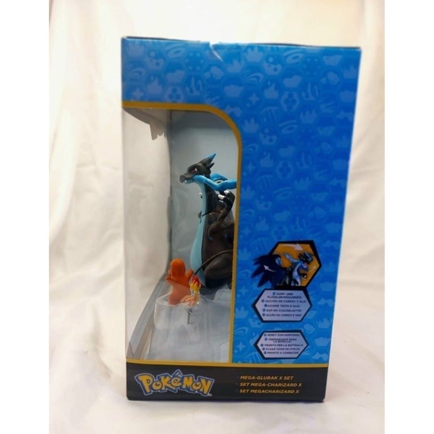 TOMY Official Pokemon Charizard Action Figure, 0.5 lb