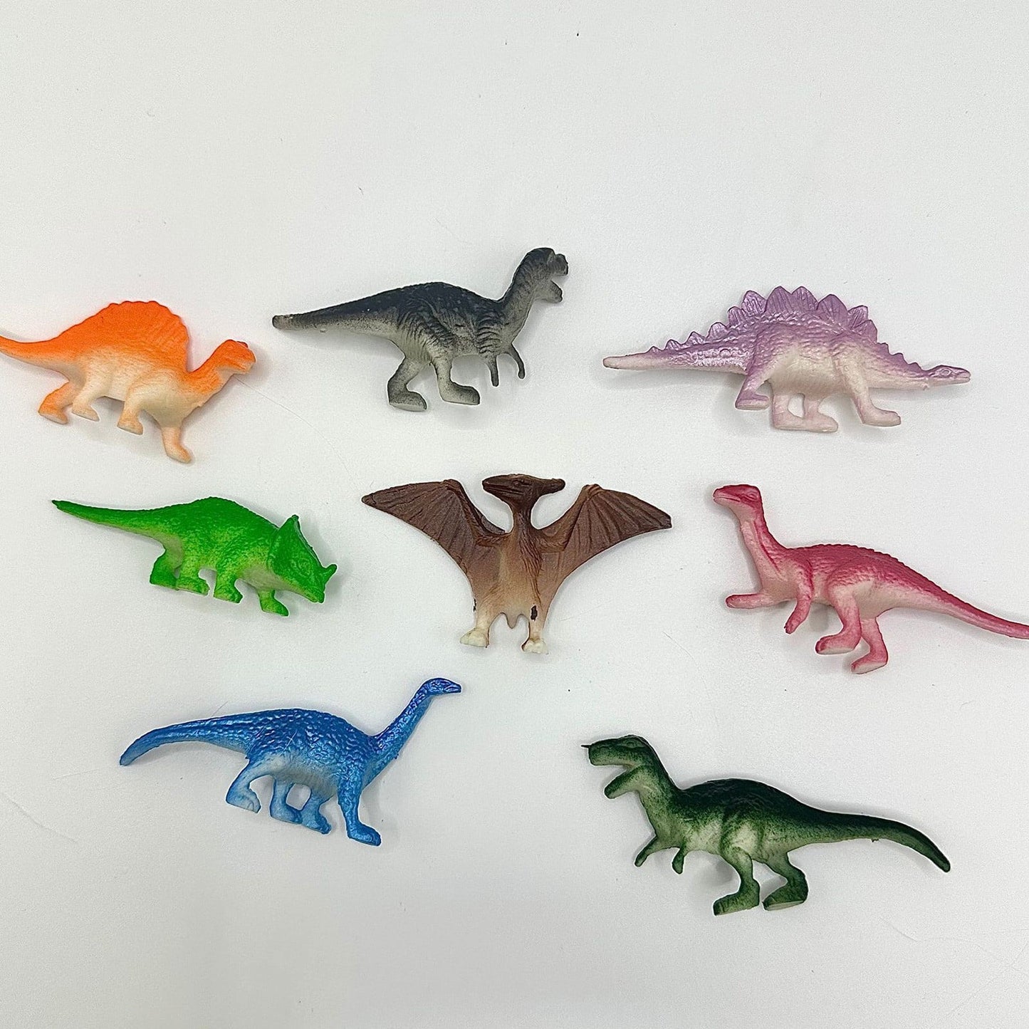 WozhuoToy 16 Pcs Mini Dinosaur Figures Kids Birthday Gifts Mini Dinosaur Toys Bulk Cupcake Toppers Small Plastic Educational Figures Dinosaur Party Favors for School Classroom Exchange